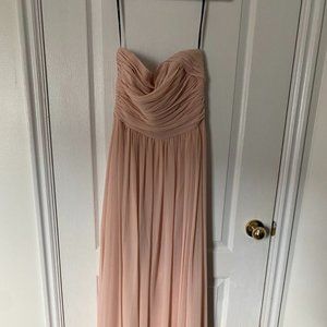 Vera Wang Blush Formal Dress
